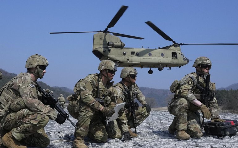 Coreia do Sul e EUA iniciam exercícios militares conjuntos anuais, diz mídia