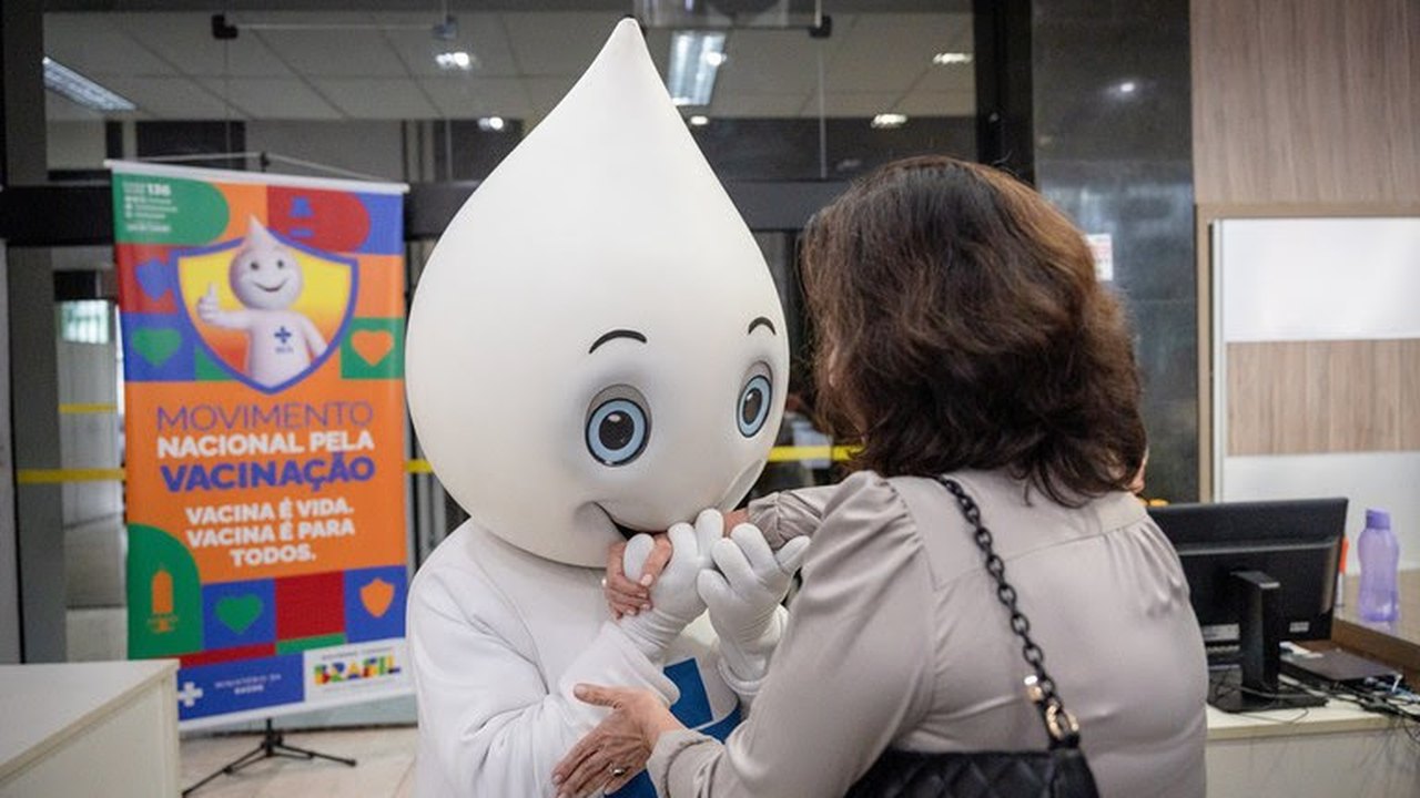 Campanha de multivacinação para crianças e adolescentes aposta em Zé Gotinha nas redes