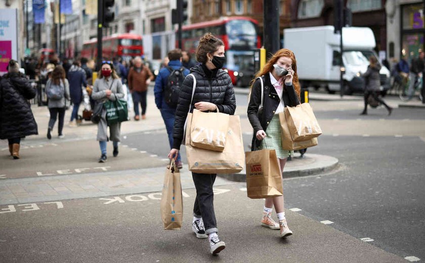 Vendas no varejo do Reino Unido sobem 1% em agosto ante julho