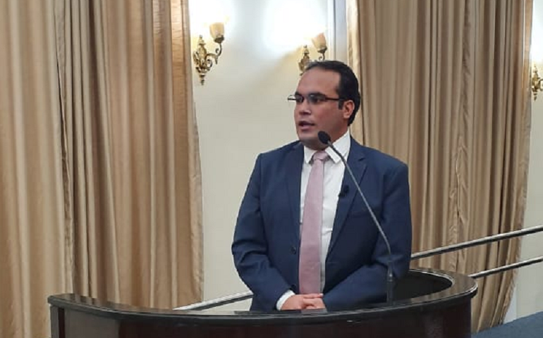 Deputado usa redes sociais para denunciar crime ambiental