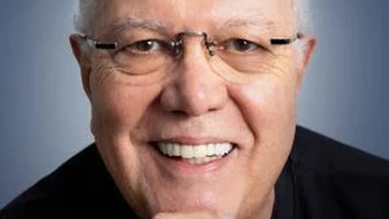 Autobiografia de Salles Neto revela os bastidores da consolidação da publicidade brasileira