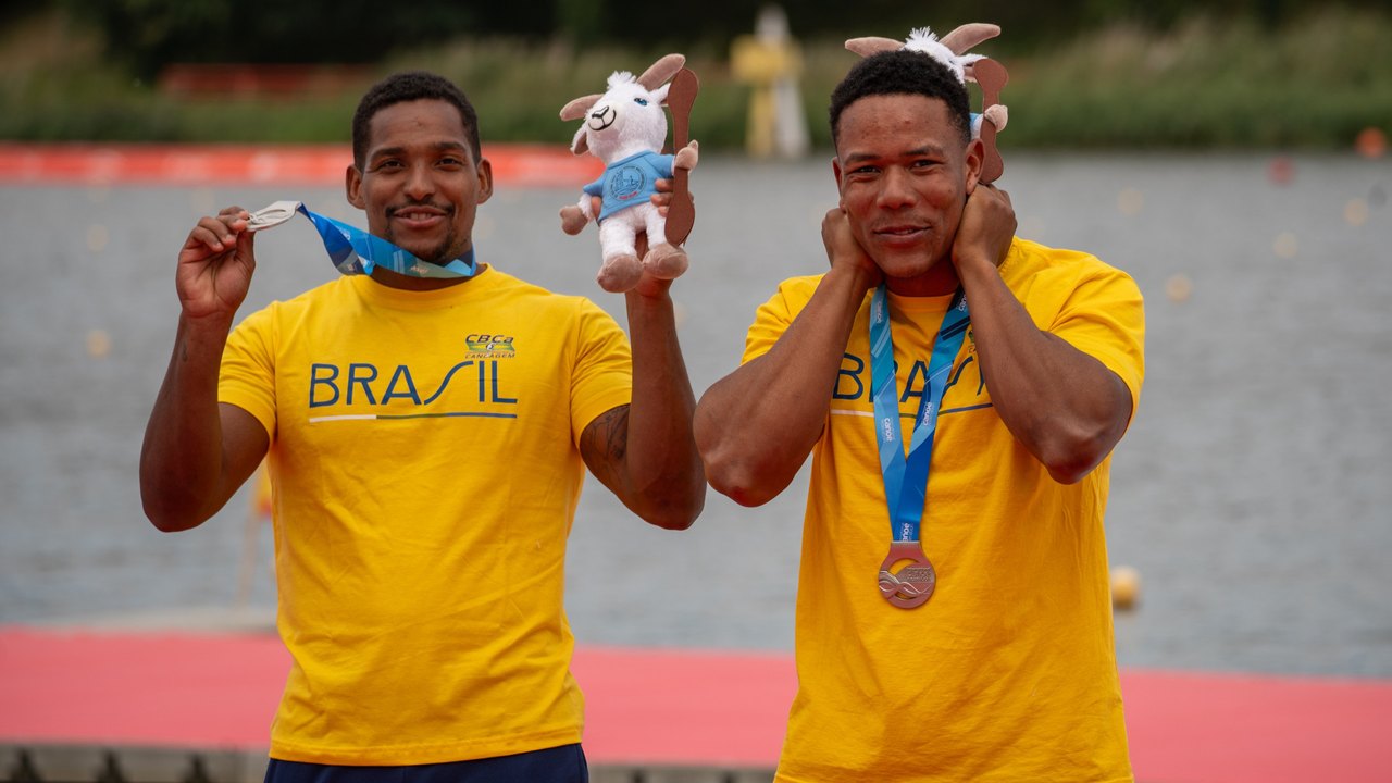 Jacky Godmann e Gabriel Nascimento conquistam medalha de prata no Mundial de Canoagem