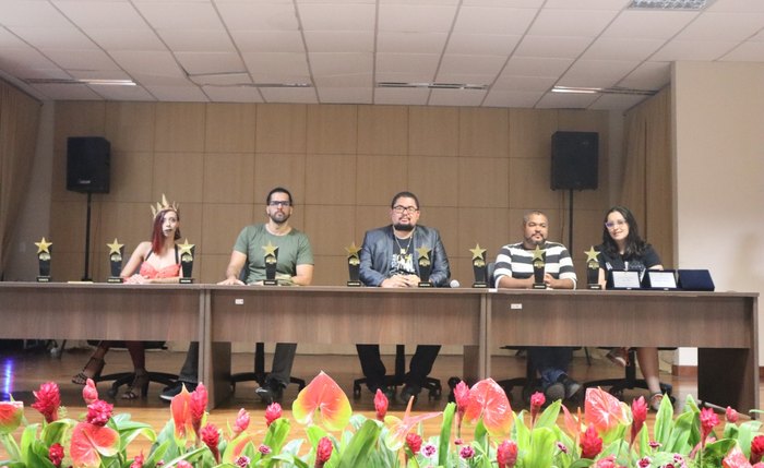 A mesa de honra foi composta pelos presidentes das Associações relacionadas ao segmento