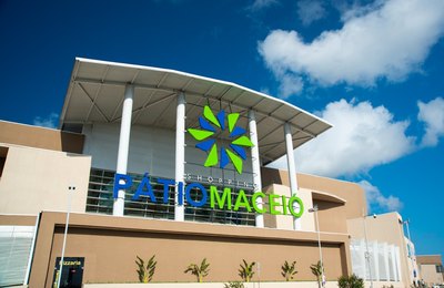 Pátio Maceió presenteia as famílias em promoção compre, doe e ganhe de natal