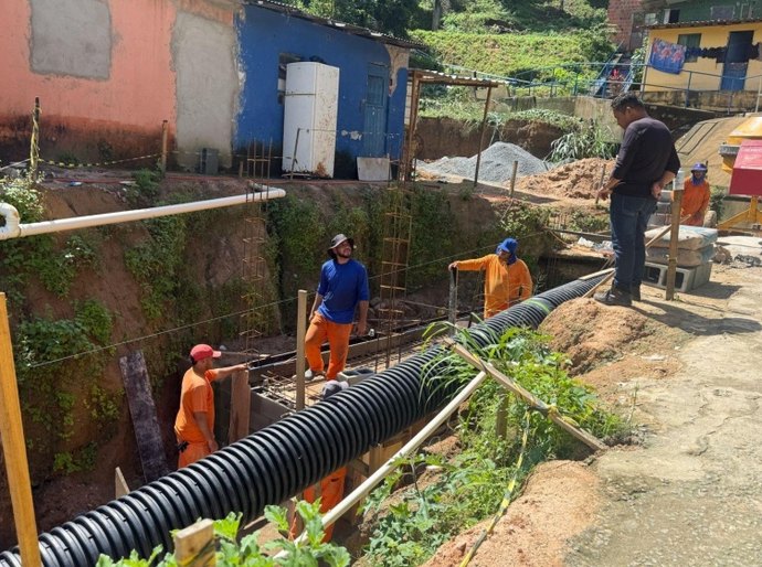 Brota na Grota avança com obras do Parque Linear em comunidade do Biu