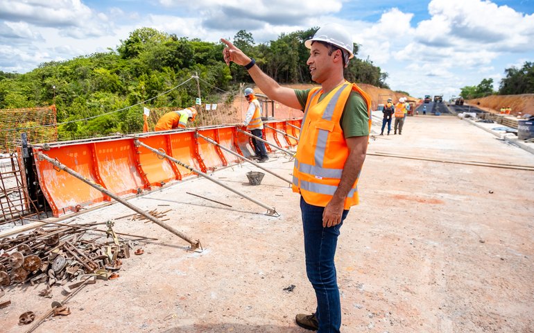 Linha Verde avança e chega ao Antares com 80% das obras concluídas