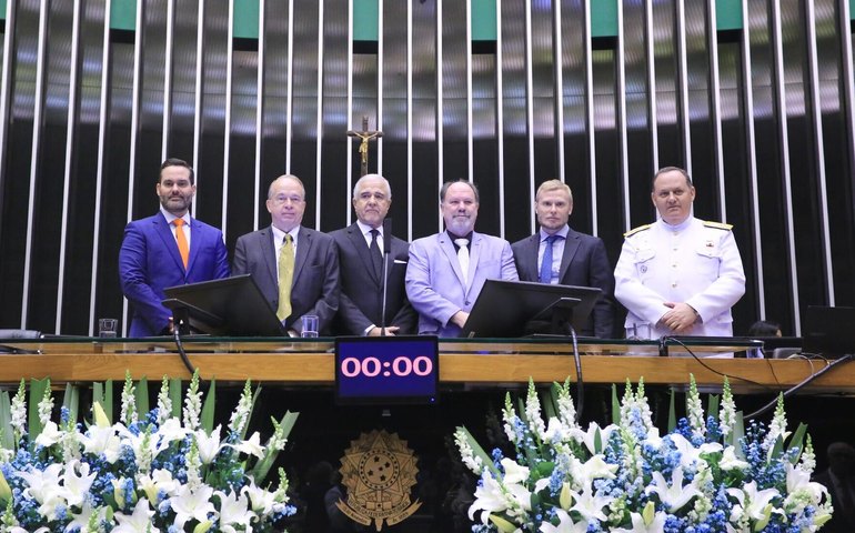 Empresa de energia russa, Rosatom recebe prêmio do Congresso Nacional