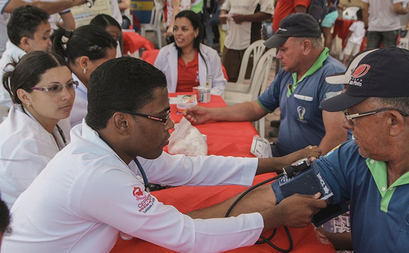 Bosque das Arapiracas é tomado por ações de saúde