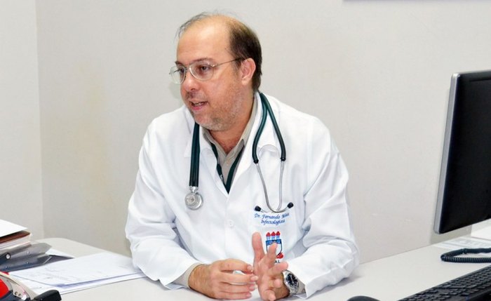 Fernando Maia, médico e professor de Infectologia na Ufal