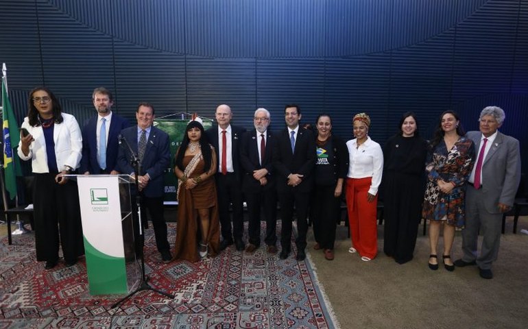 Frente Ambientalista entrega propostas da Câmara para a COP30 e defende avanços em políticas climáticas