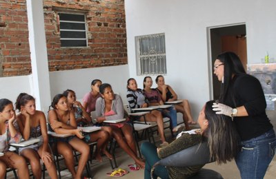Arapiraca: mulheres do Olho D’Água dos Cazuzinhas recebem curso de Qualificação de Beleza na Comunidade 