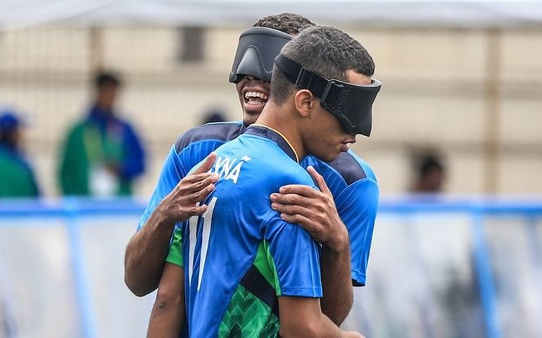 Em Mundial, seleção de futebol de cegos se classifica para Paris 2024