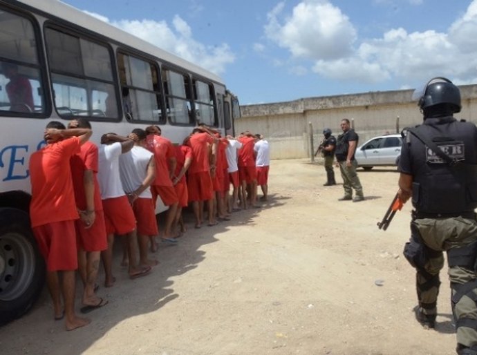 Ressocialização realiza operações simultâneas em cinco presídios
