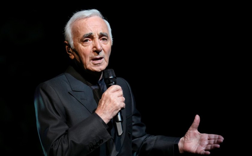 Documentário reúne filmes feitos por Charles Aznavour