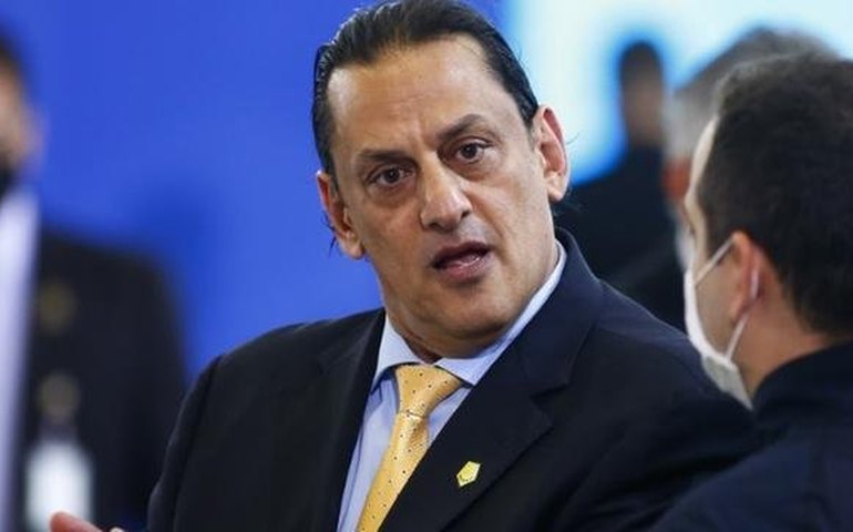 Wassef diz que Queiroz seria morto e que tentariam incriminar a família Bolsonaro