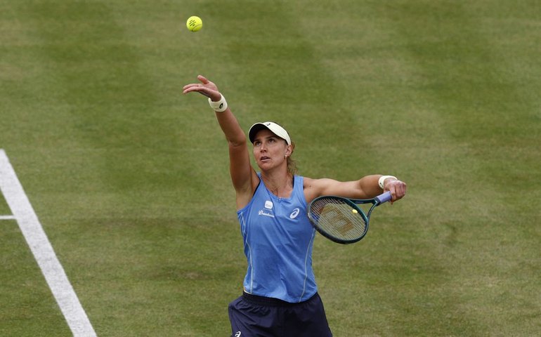 Bia Haddad conquista título de duplas femininas no WTA de Nottinhgam