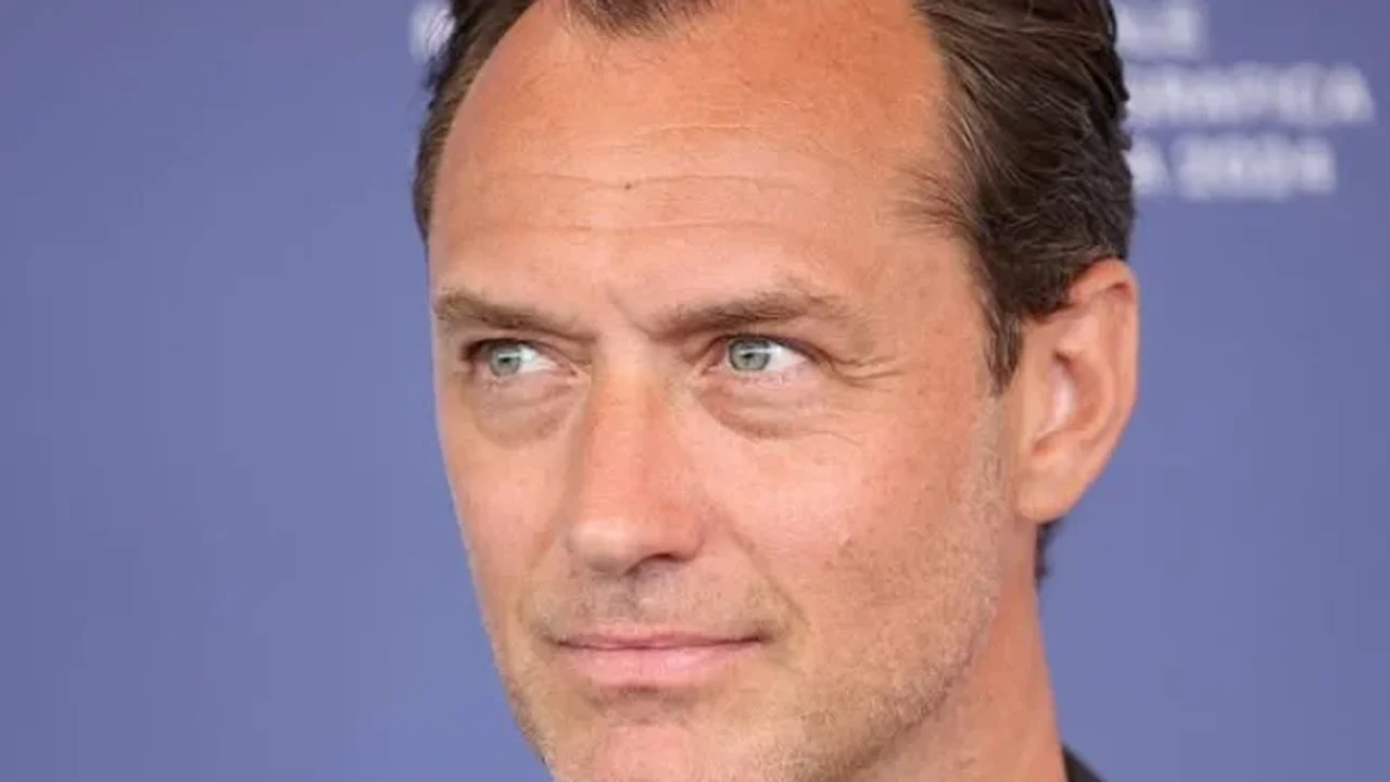Ator Jude Law tem mais 6 filhos além da enteada de Jorginho; saiba mais