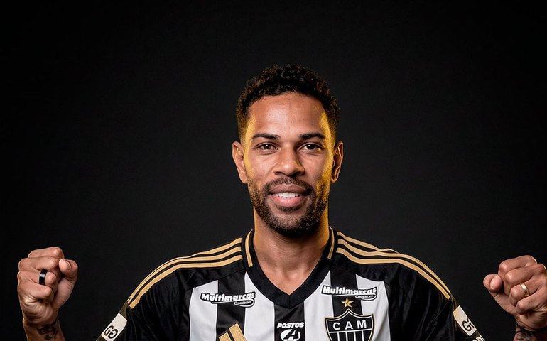 Atlético-MG oficializa contratação do lateral Renan Lodi
