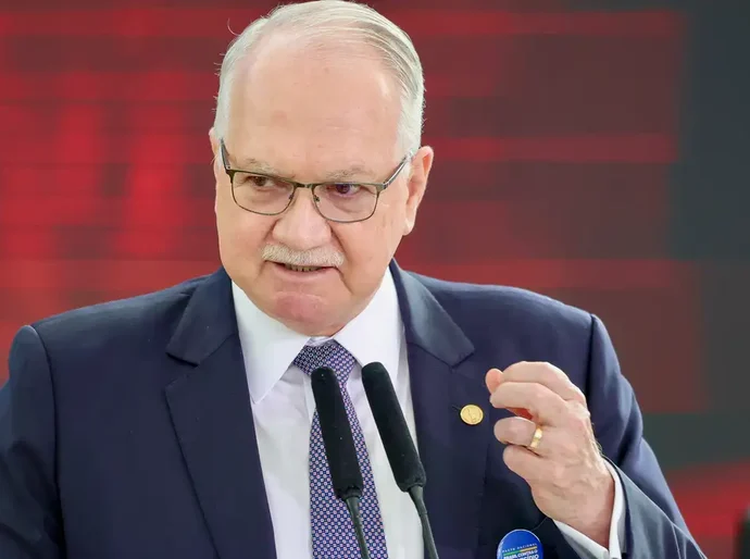 Fachin diz que CNJ vai priorizar combate à violência contra a mulher