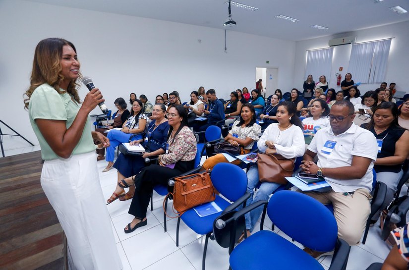 Cria e Secdef promovem aula inaugural do curso de inclusão na Primeira Infância