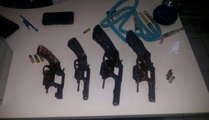 armas apreendidas poço verde  / Foto: PC