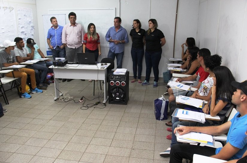 Curso da Casa Integrada do Trabalho prioriza 1º emprego para jovens arapiraquenses