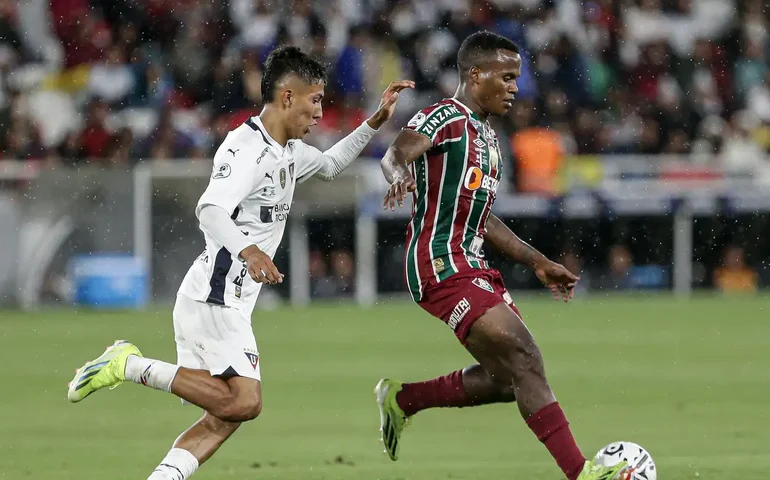 Fluminense recebe LDU em busca do título da Recopa Sul-Americana
