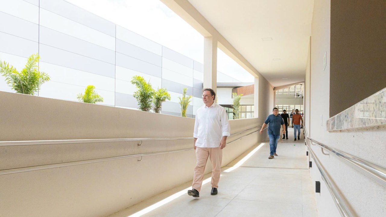Centro de Convenções de Arapiraca terá sala de café e deck com vista para o Lago da Perucaba