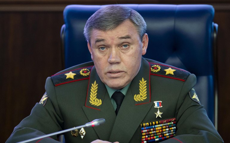 Exército russo anuncia controle total da República Popular de Lugansk