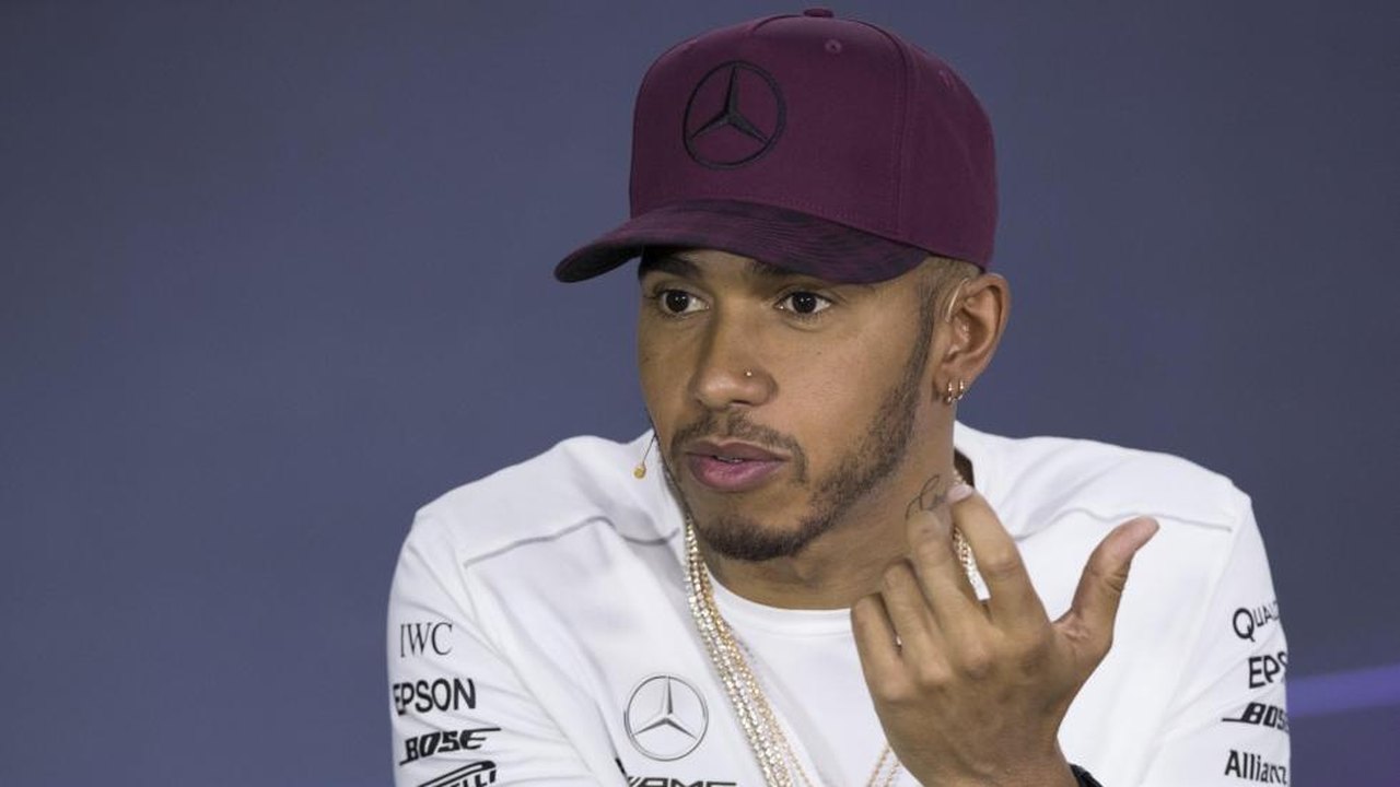 Hamilton diz que Mercedes ainda vencerá corrida nesta temporada da Fórmula 1