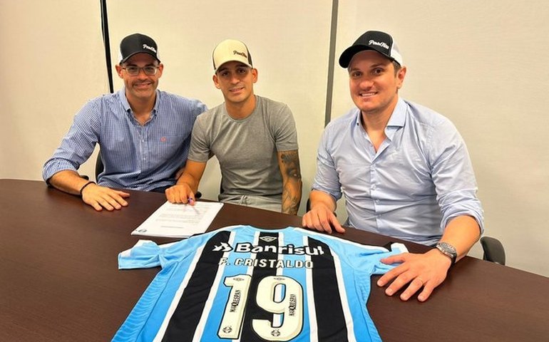 Grêmio anuncia chegada do argentino Cristiano e pode ter meio-campo todo gringo