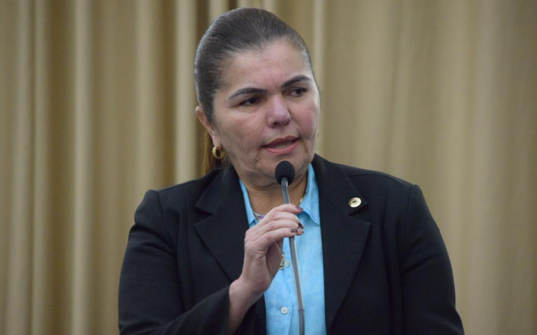 Ângela Garrote reassume mandato na Assembleia Legislativa após afastamento de Fernando Pereira