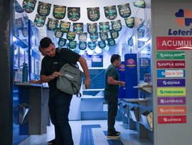 Mega-Sena acumula e prêmio principal chega a R$ 8 milhões