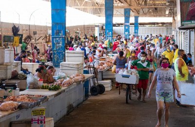 No feriado de Finados, mercados e feiras livres funcionam com horário alterado na capital