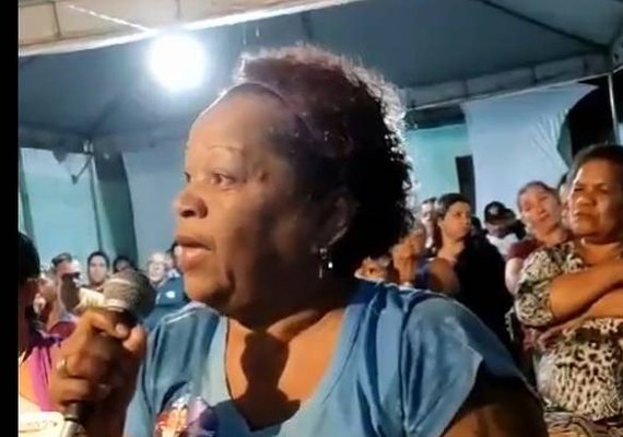 Sobrinha de Júlia Duarte e prima do prefeito detona gestão do imperador durante reunião pública