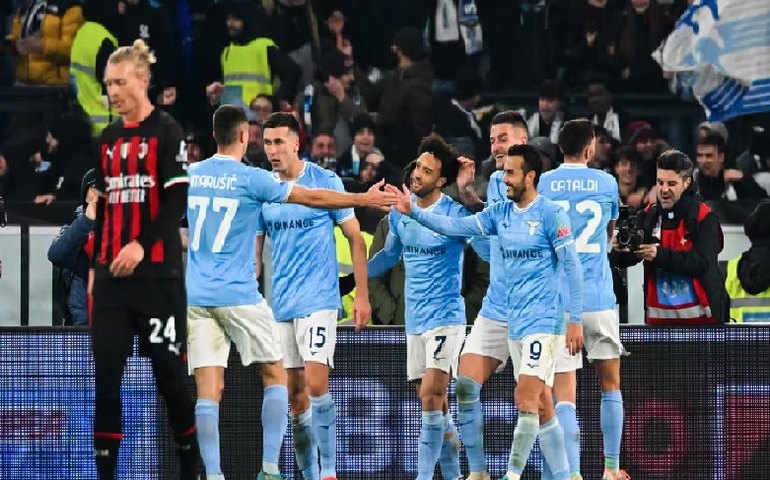 Lazio atropela Milan e Napoli fecha 1º turno no Italiano com 12 pontos de frente