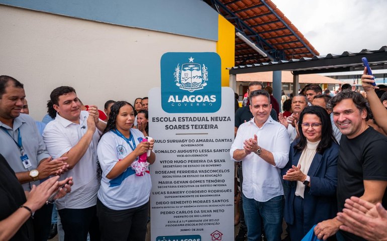 Paulo Dantas inaugura escola e autoriza construção de nova UPA em Rio Largo