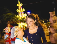 Primeira-dama realiza visita aos ambulantes durante os preparativos do Natal de Todos Nós Reprodução 