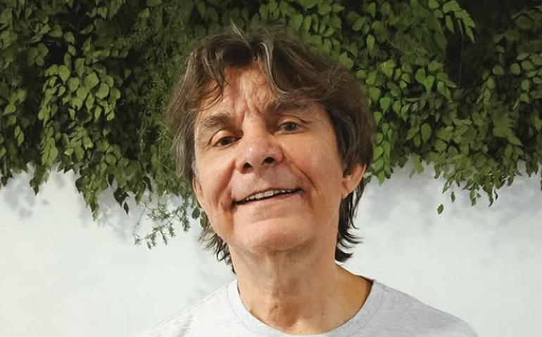 Filho de Lô Borges presta homenagem ao pai: 'Perdi meu melhor amigo no seu auge'