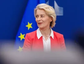 Von der Leyen defende idade mínima para acesso às redes sociais