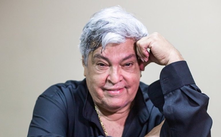 Sidney Magal passa mal em show em São José dos Campos (SP) e interrompe apresentação