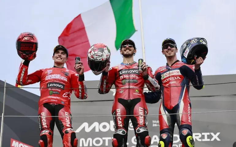 Márquez conquista seu 9º título mundial no GP do Japão de MotoGP