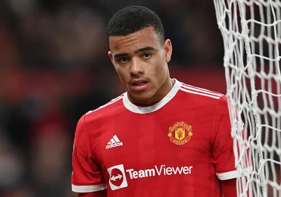 Manchester United comunica saída de Greenwood após concluir investigação interna