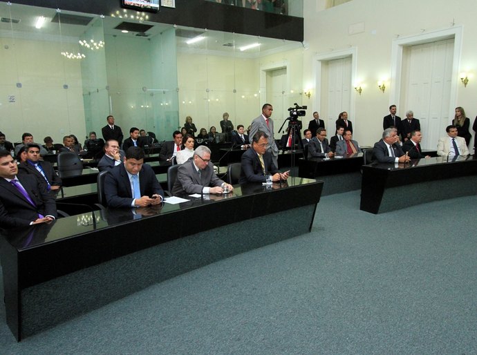 Assembleia cria Comissão Permanente da Criança, Adolescente, Seguridade Social e Família