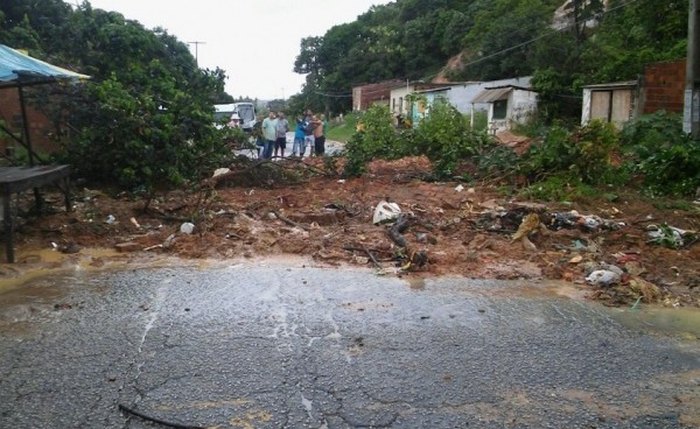 Maragogi foi impactada pelo volume de água das chuvas dos últimos dias Maragogi foi impactada pelo volume de água das chuvas dos últimos dias