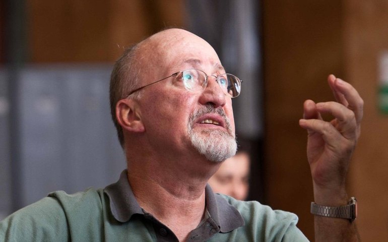 Diretor de teatro e ópera, Iacov Hilel morre aos 71 anos