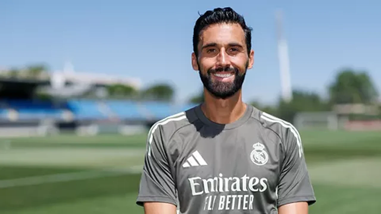 Arbeloa indica possível ausência de Vinícius Júnior em despedida por questões pessoais