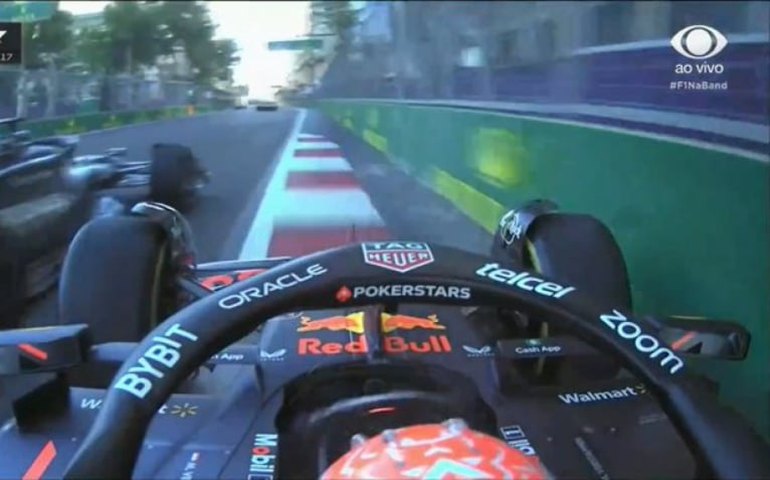 Verstappen esbraveja após ser tocado por Russell: 'Espere o mesmo da próxima vez, idiota'