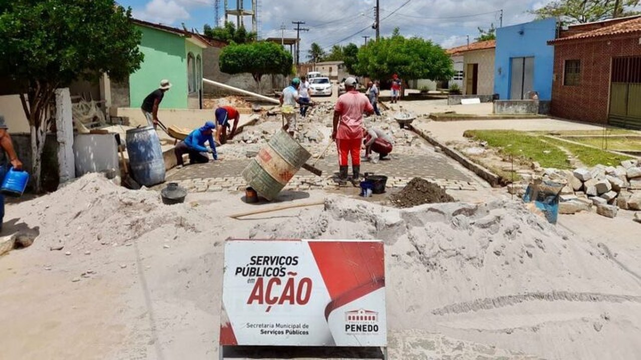 Prefeitura de Penedo prioriza serviços públicos na cidade e na zona rural