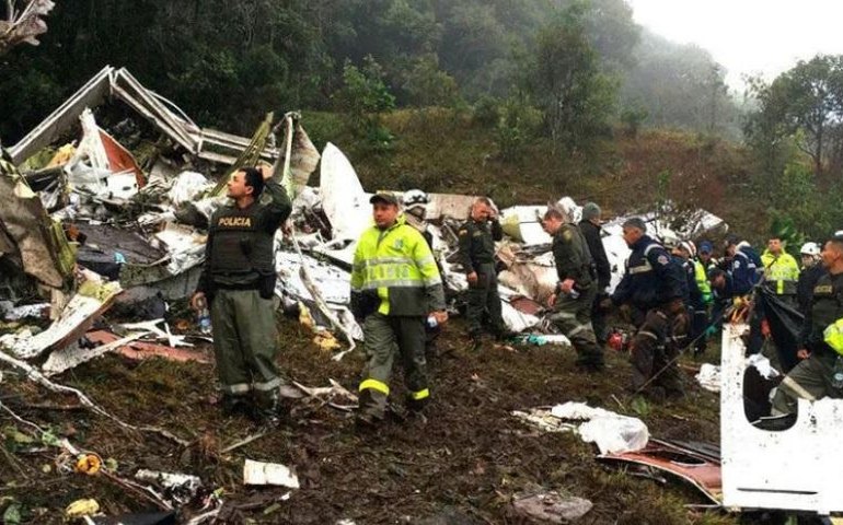 CPI da Chapecoense aprova indenização às famílias e responsabiliza cinco empresas